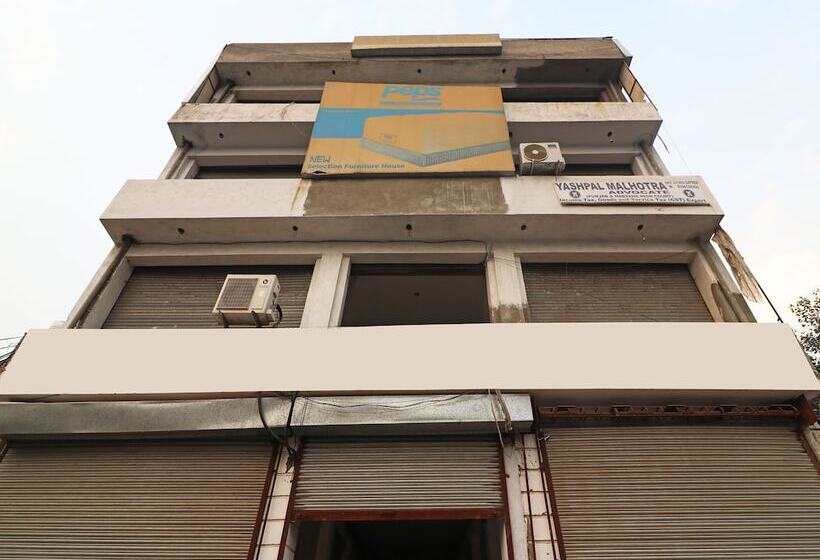 Oyo 23504 Hotel R View