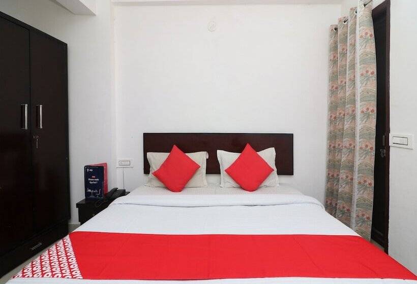 Oyo 23504 Hotel R View