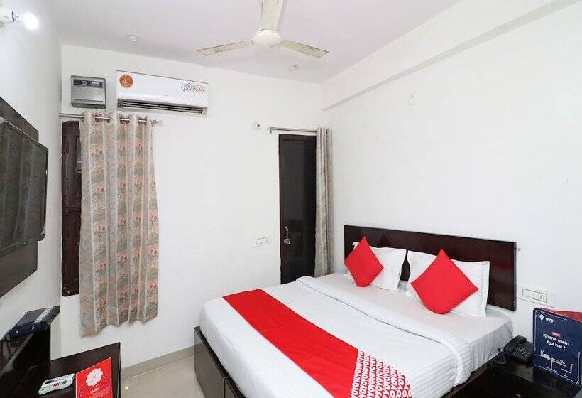 Oyo 23504 Hotel R View