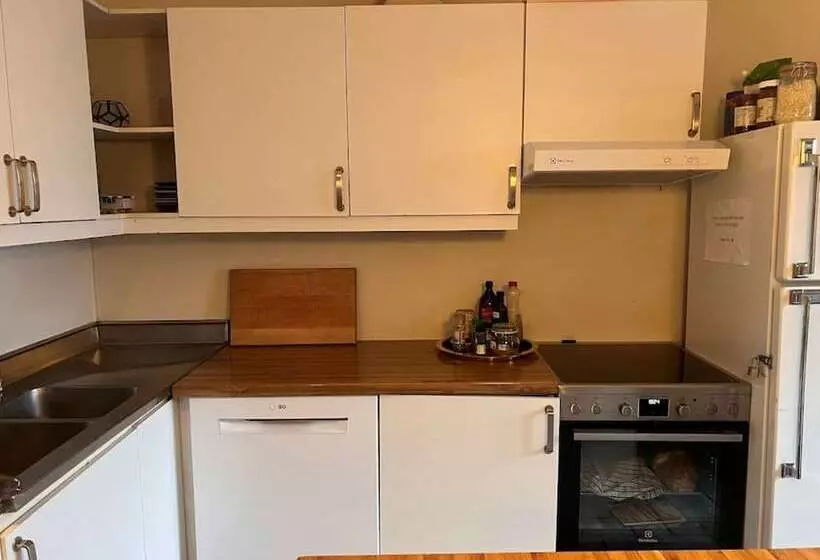 پانسیون Snorri's Guesthouse