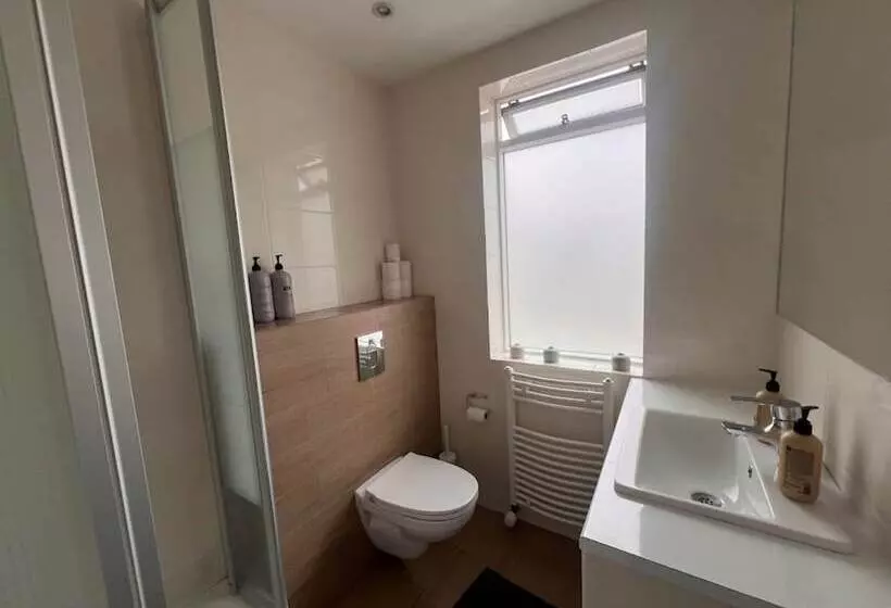 پانسیون Snorri's Guesthouse