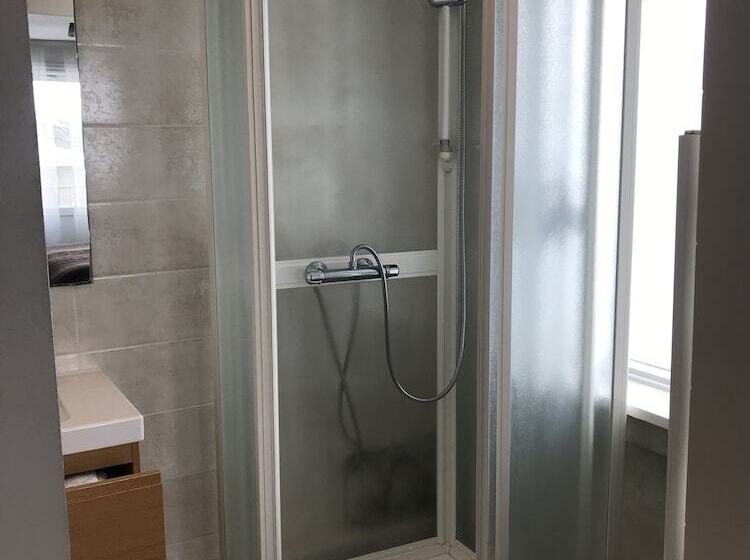 پانسیون Snorri's Guesthouse