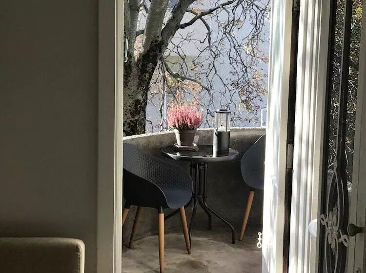 پانسیون Snorri's Guesthouse