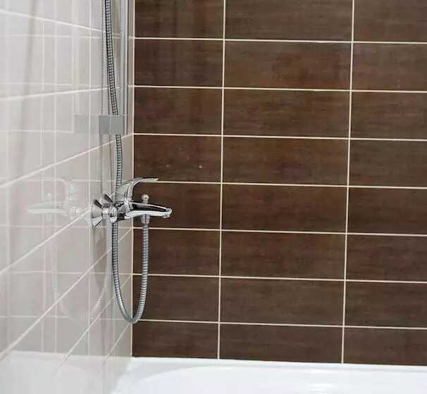 پانسیون Vverh Guesthouse