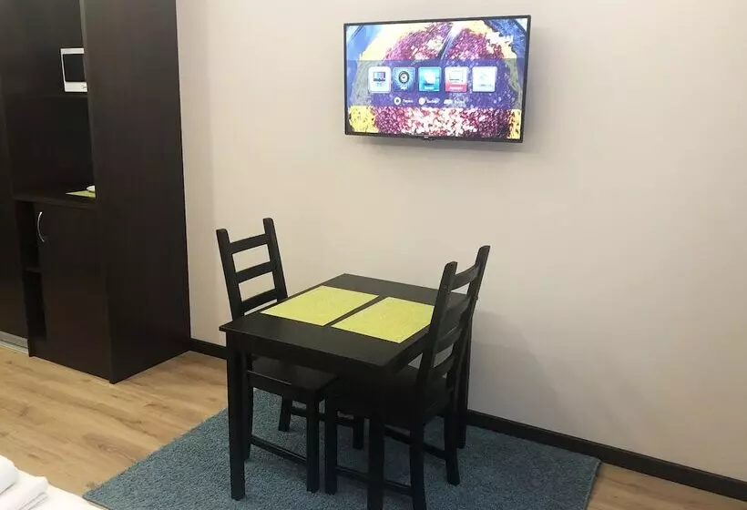 پانسیون Vverh Guesthouse