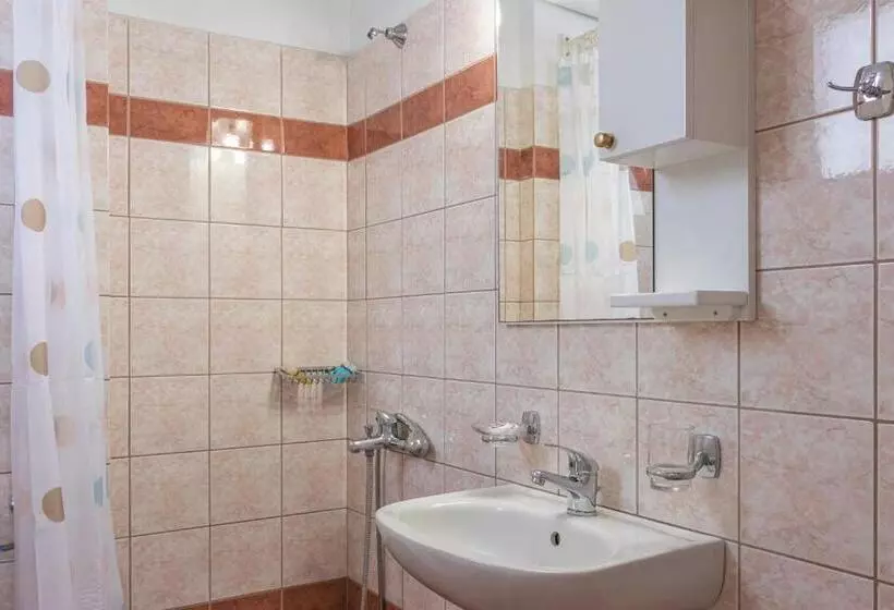 ペンション Xenion Ioannina