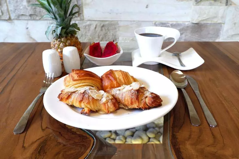 ベッドアンドブレックファースト Batatu Resort   Adults Only