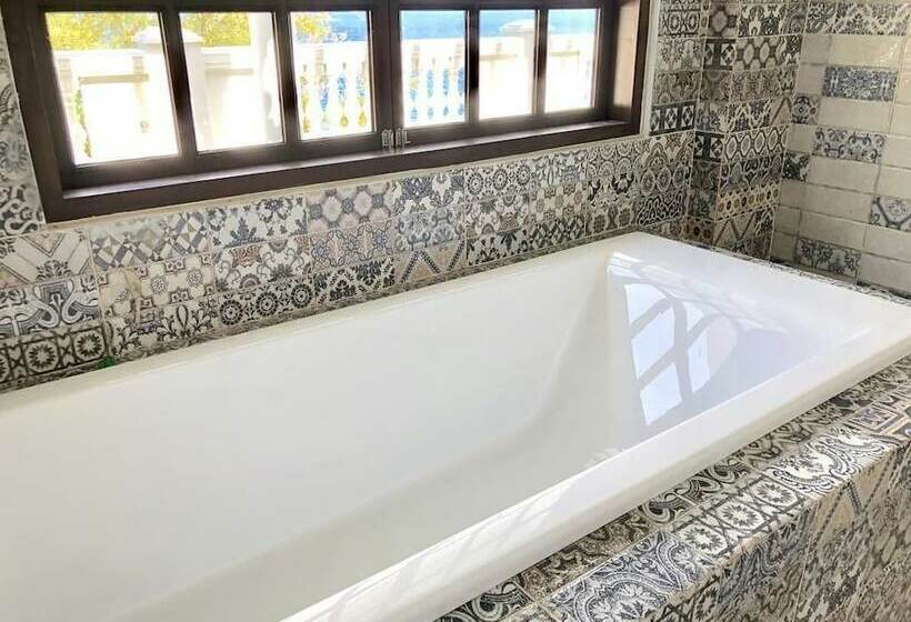 تختخواب و صبحانه Casa Del Faro