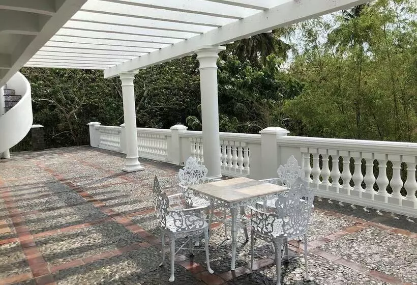 تختخواب و صبحانه Casa Del Faro