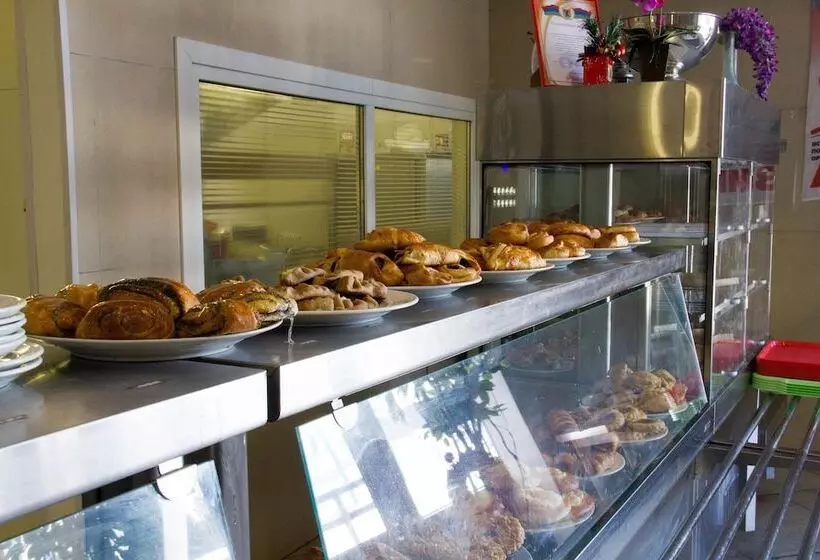 Aamiaismajoitus (B&B) Kurgan