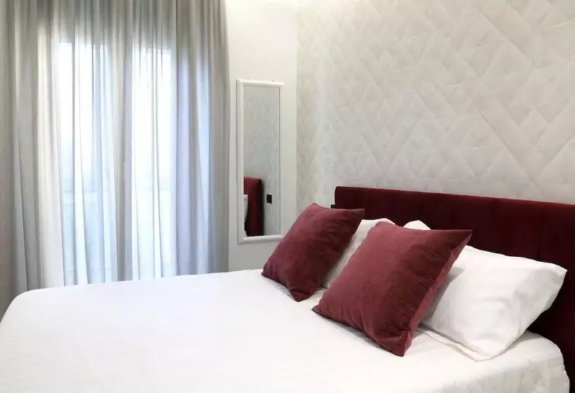 تختخواب و صبحانه Primo A Destra