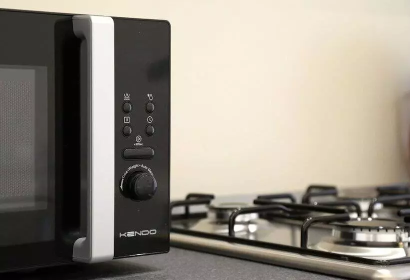 تختخواب و صبحانه Primo A Destra