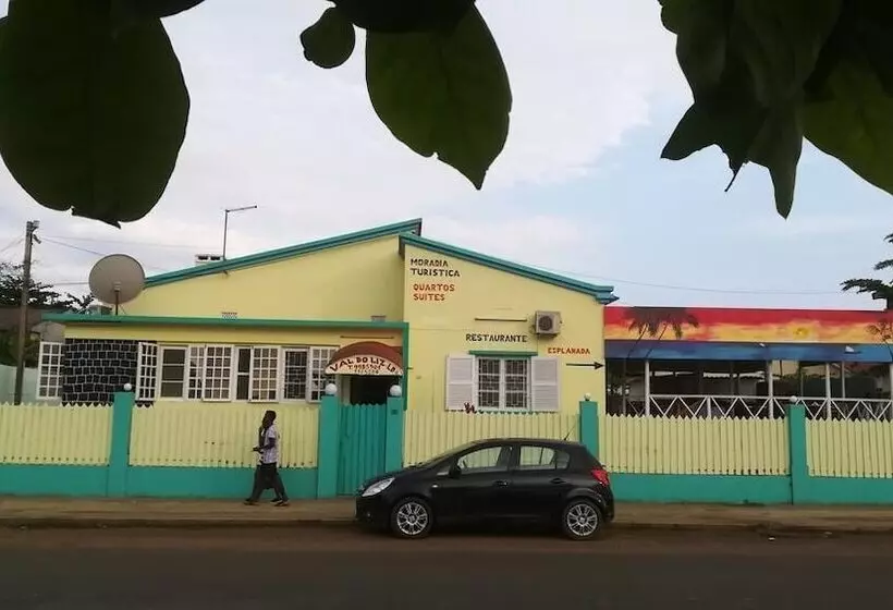 تختخواب و صبحانه Val De Liz