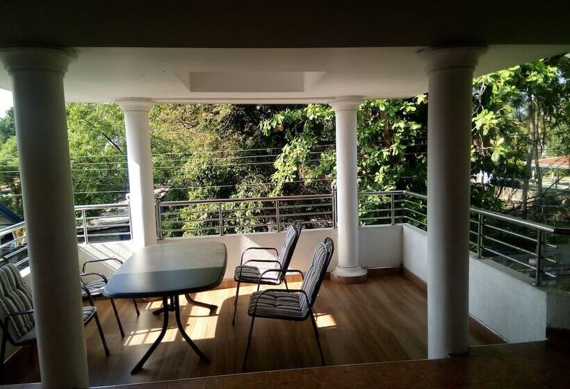 Hotel Aurora Residence