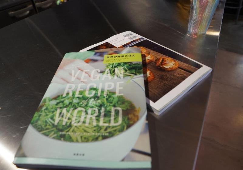 هتل Book Tea Bed Shinjuku Gyoen