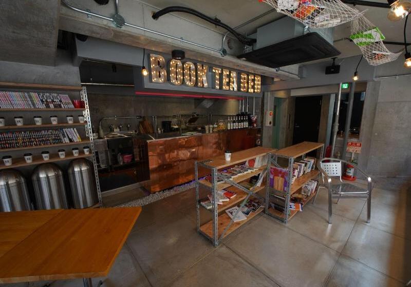 هتل Book Tea Bed Shinjuku Gyoen