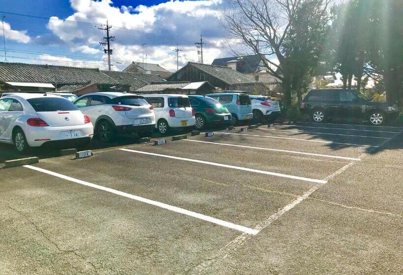 בית מלון כפרי Hendakara