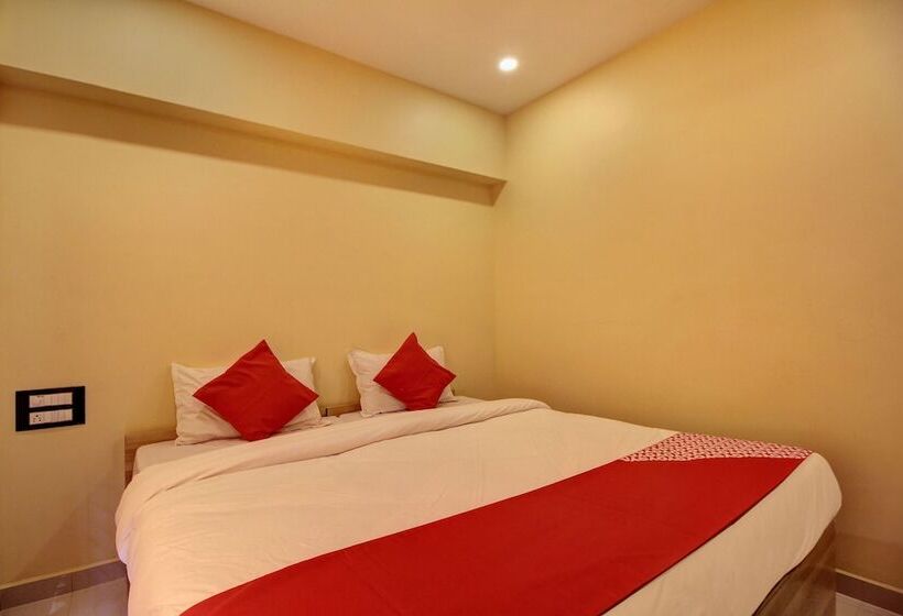 Отель Krishna Kausthubha Service Apartment By Oyo Rooms