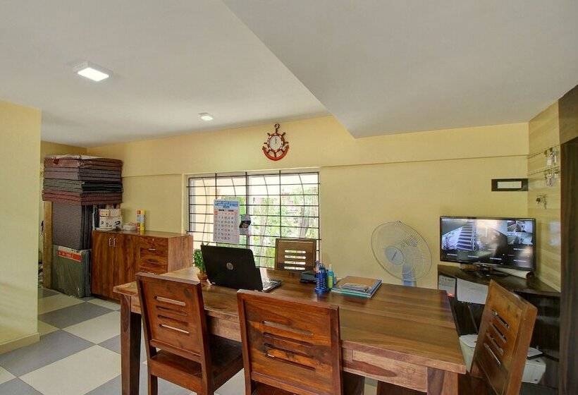 Отель Krishna Kausthubha Service Apartment By Oyo Rooms