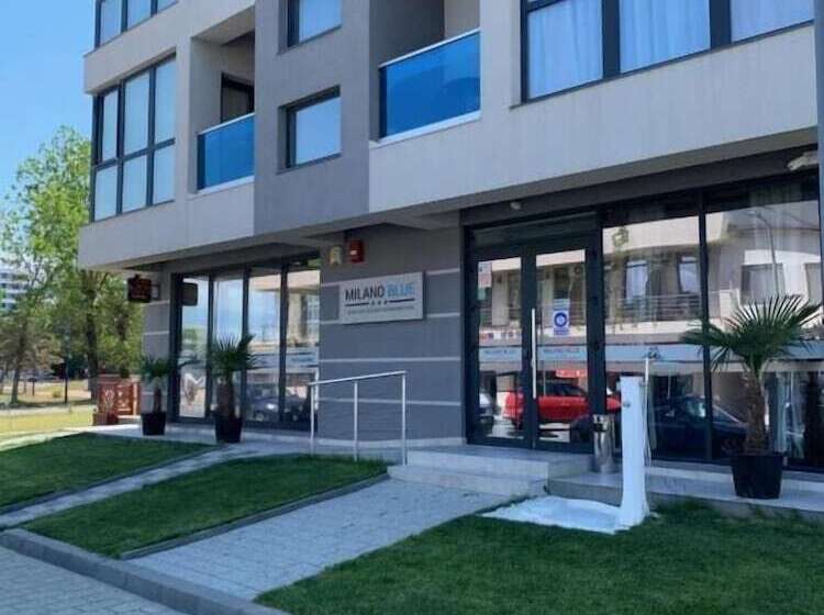 Отель Milano Blue