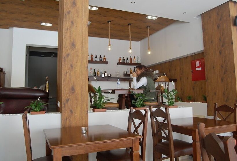 فندق Paralia Beach Boutique