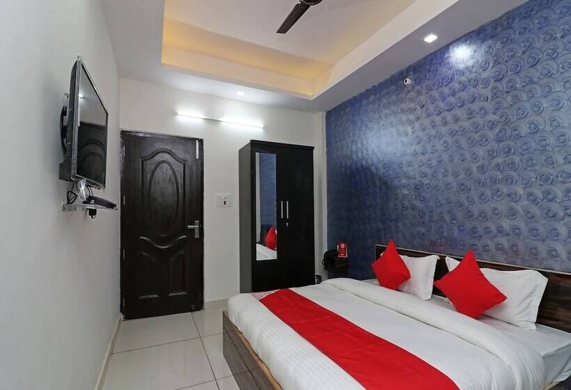 Hotel Redstone By Oyo Rooms