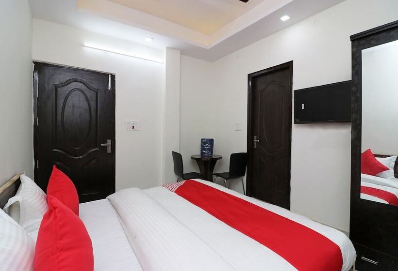 Hotel Redstone By Oyo Rooms