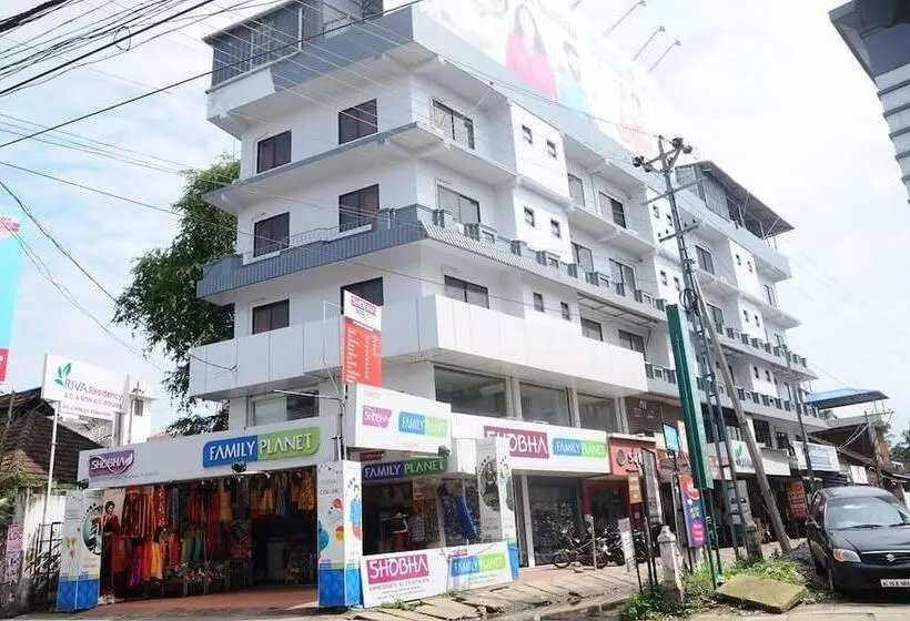 Hotelli Riva Residency