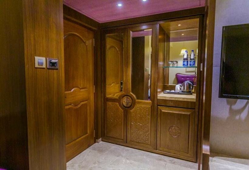 בית מלון כפרי Sai Palace Mangalore