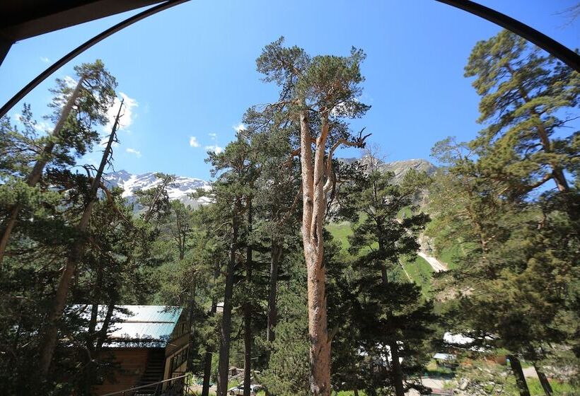 Отель Sirius Azau