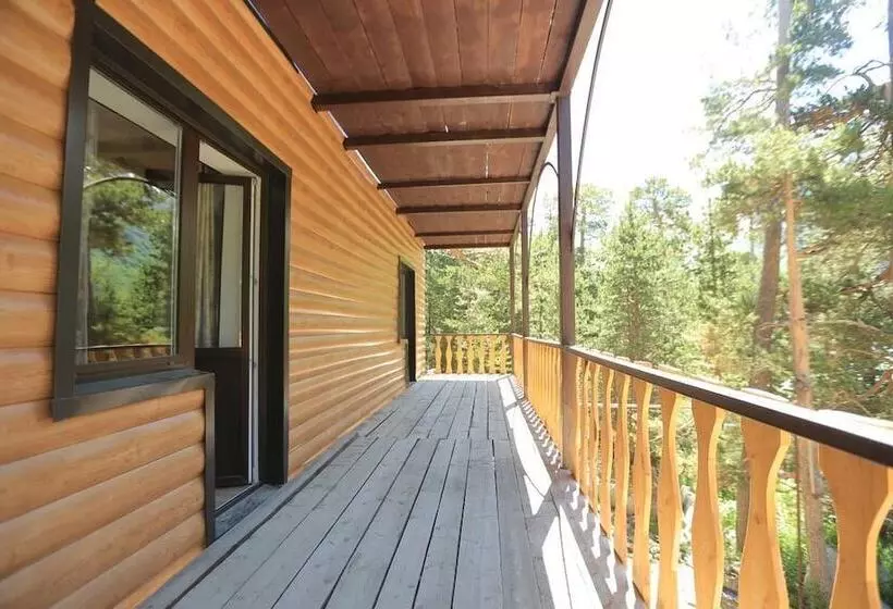 ホテル Sirius Azau