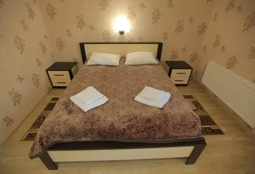 ホテル Sirius Azau