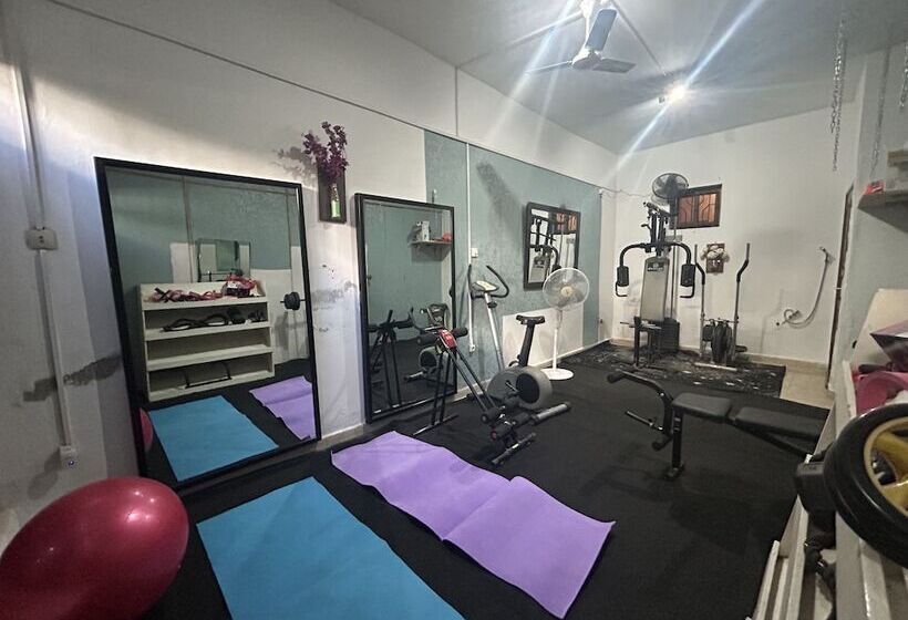 پانسیون Villa Jade