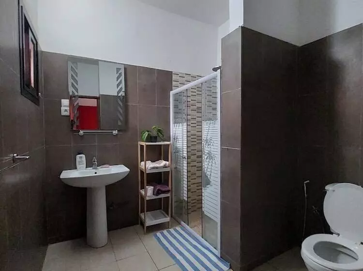 پانسیون Villa Jade