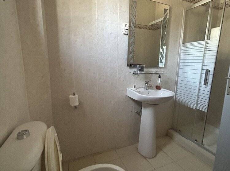 پانسیون Villa Jade