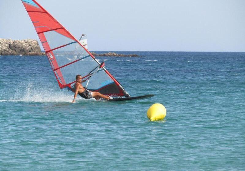 Sagres Sun Stay  Surf Camp & Hostel