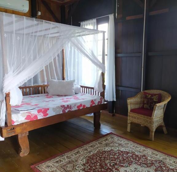 Bed and Breakfast Rock And Wreck Dive Resort