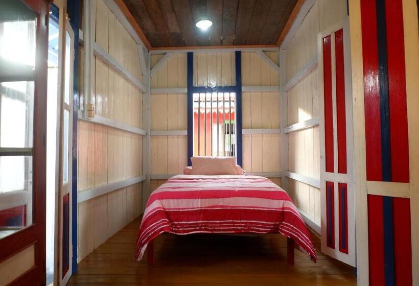 Bed and Breakfast Rock And Wreck Dive Resort