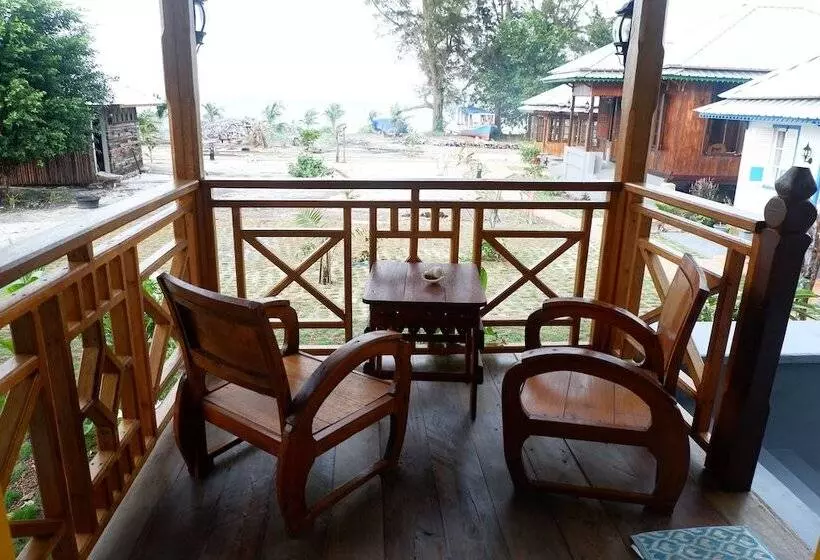 Aamiaismajoitus (B&B) Rock And Wreck Dive Resort