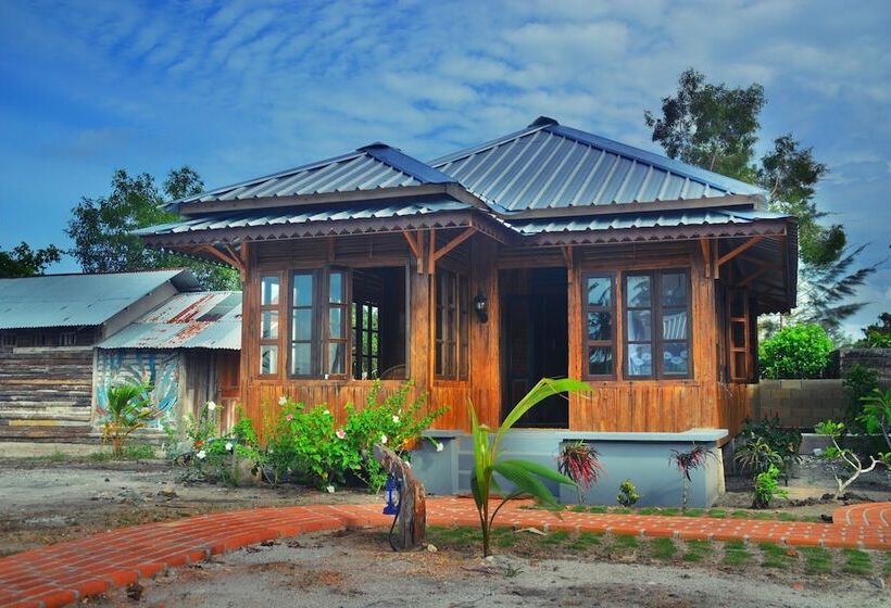 Bed and Breakfast Rock And Wreck Dive Resort