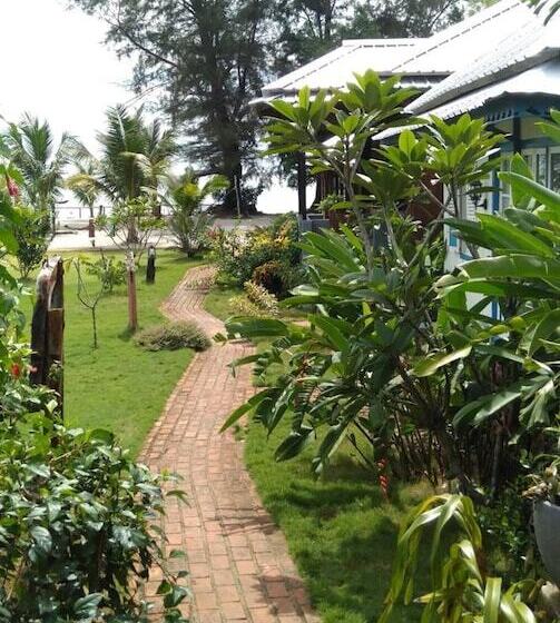 Bed and Breakfast Rock And Wreck Dive Resort