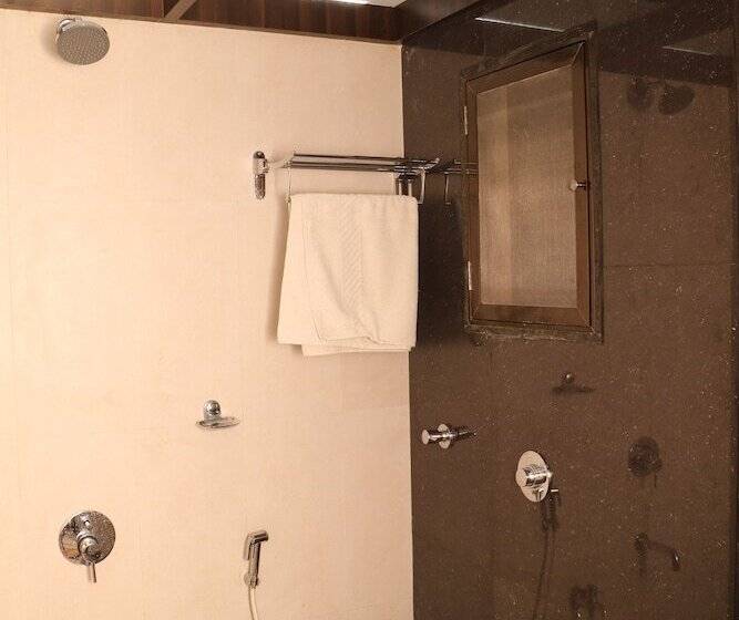 Hotel Grand Residency