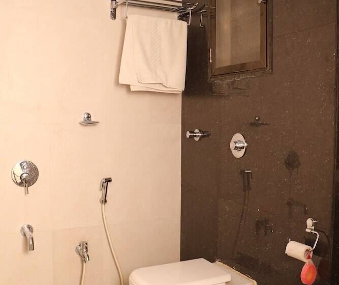 Hotel Grand Residency