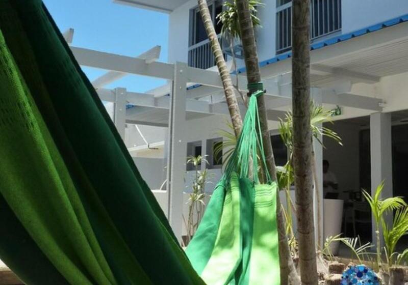 هتل Hôtel Le Grand Bleu