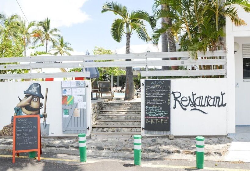 هتل Hôtel Le Grand Bleu