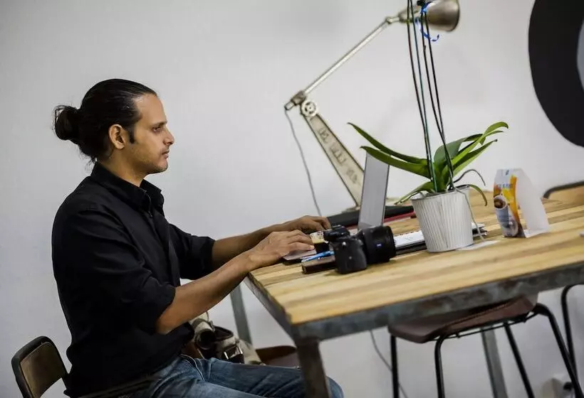 هتل Hôtel Le Grand Bleu