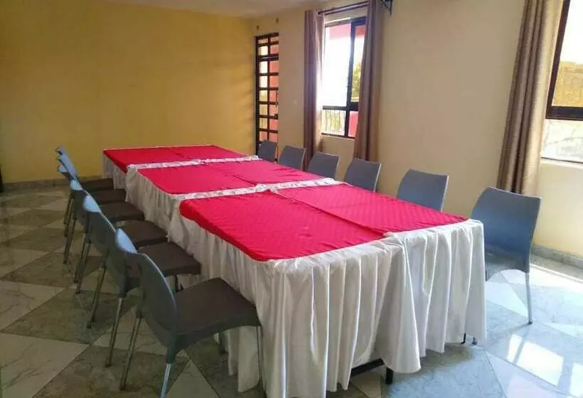 هتل Naivasha Gate