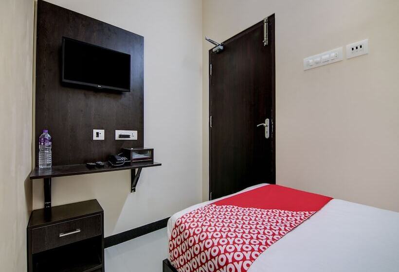 Hotell Royal Stay By Oyo Rooms