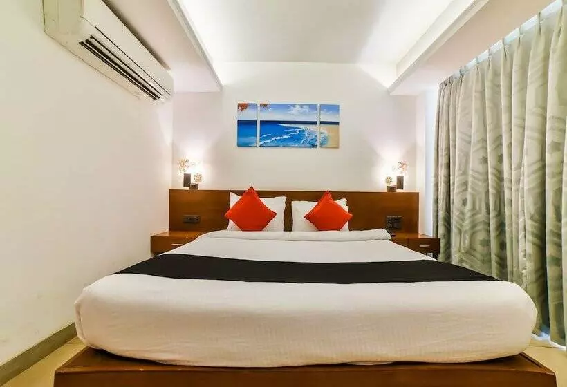 ホテル Capital O 28820 Silver Shell Resort