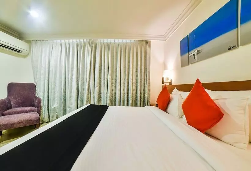 ホテル Capital O 28820 Silver Shell Resort